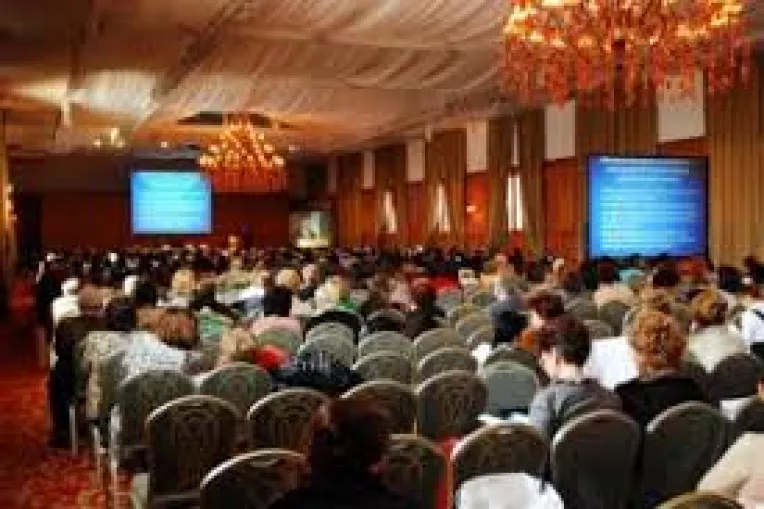 1.000 de participanti in cadrul Conferintei Nationale de Medicina a Familiei, Editia 2015