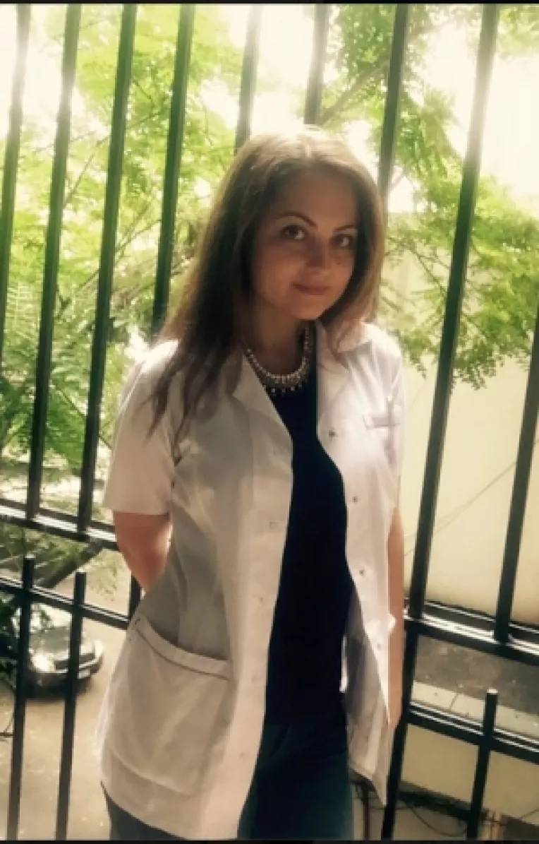 Catuse, in loc de salarii marite pentru medicii ramasi in tara!