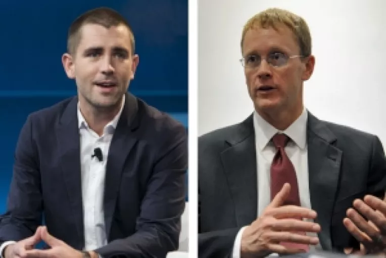 Chris Cox, director de produs, si Chris Daniels, director WhatsApp, parasesc compania Facebook