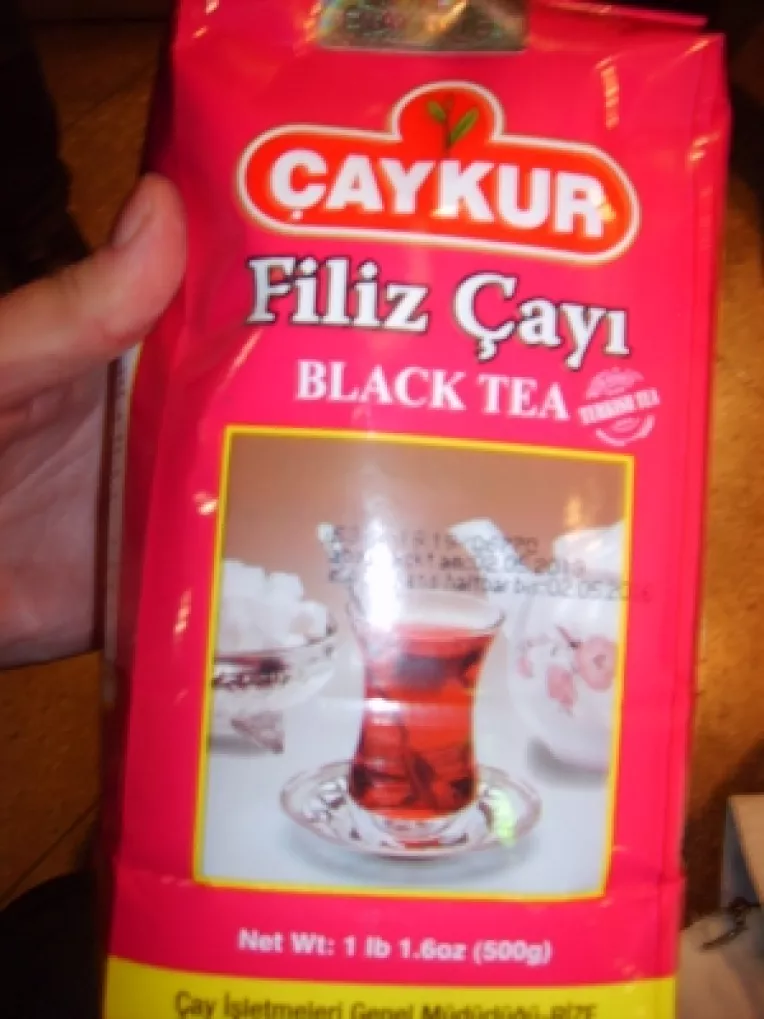 Compusii din ceaiul negru cauzeaza distrugerea celulelor canceroase