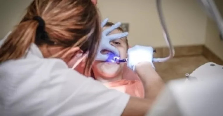 Dr. Miruna Ioani: Anestezie generala pentru tratamentul copilului la dentist?!