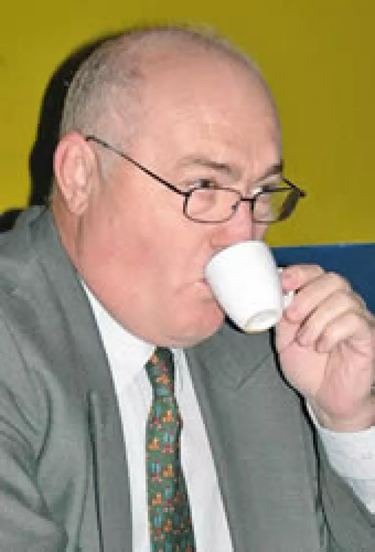 "Eu am pulsul normal, la cate ineptii a debitat Nicusor Constantinescu"