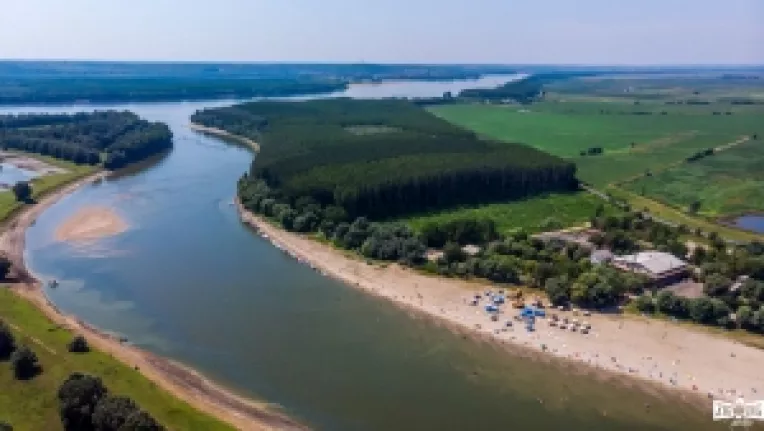 O atractie a Calarasiului: Complexul turistic Albatros Podul 4