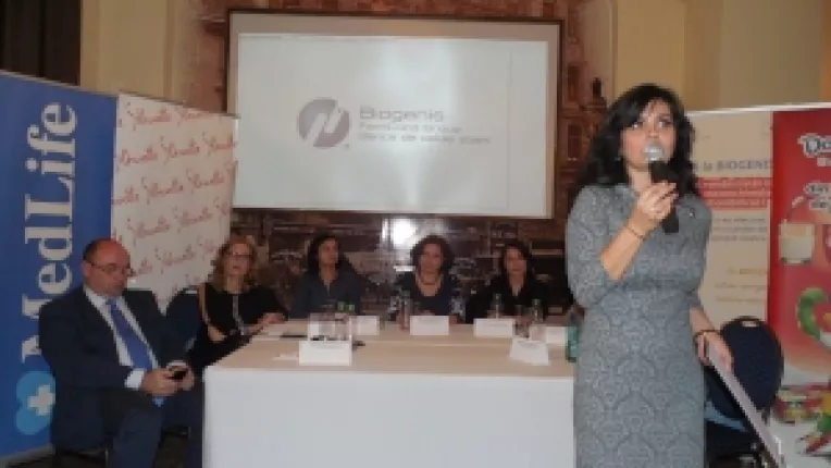 Simona Dragomir: "La conferinta, viitoarele mamici au aflat cum sa aiba grija de copiii lor!"